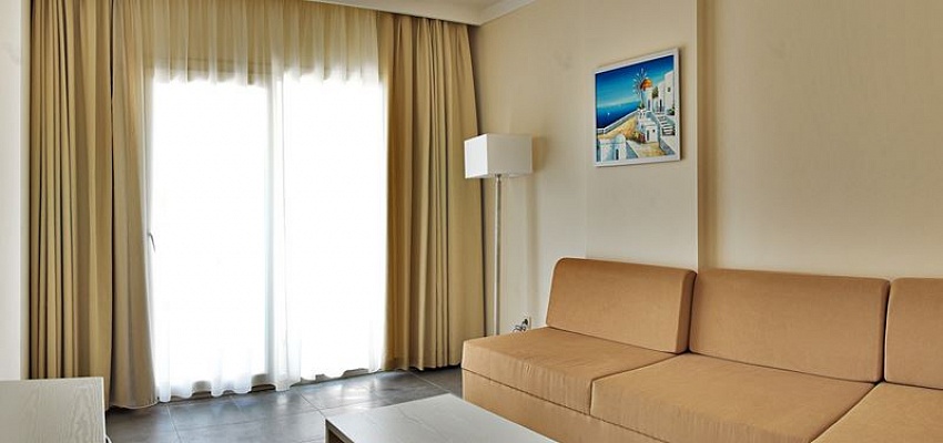BATIHAN BEACH RESORT - Изображение 0