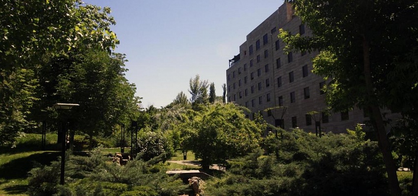 Radisson BLU Hotel Yerevan - Изображение 0