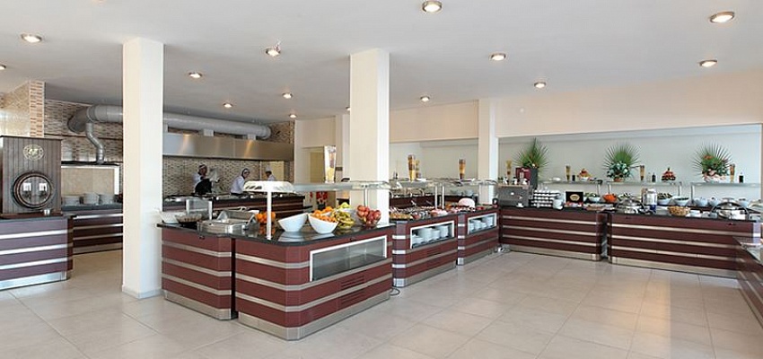 PETUNYA BEACH RESORT - Изображение 0
