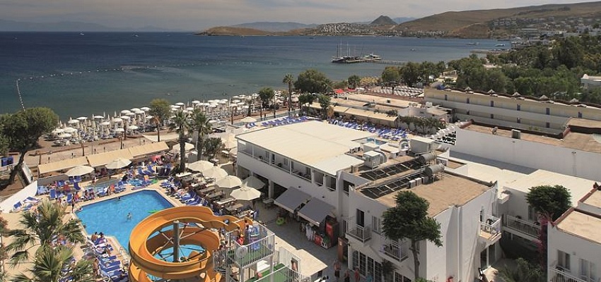 PETUNYA BEACH RESORT - Изображение 0