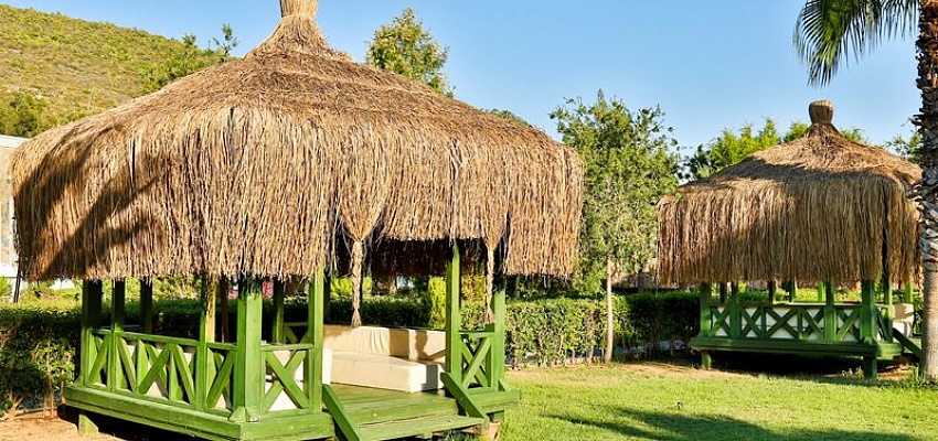 CRYSTAL GREEN BAY RESORT & SPA - Изображение 0