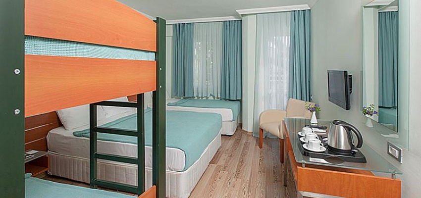 PETUNYA BEACH RESORT - Изображение 0