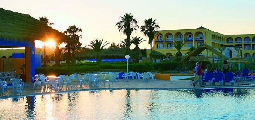 HAWAI BEACH CLUB - Изображение 0