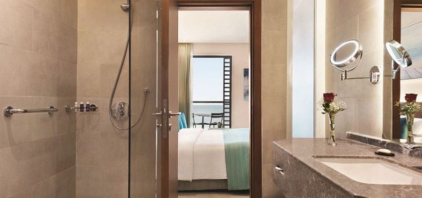 WYNDHAM GARDEN AJMAN CORNICHE - Изображение 0