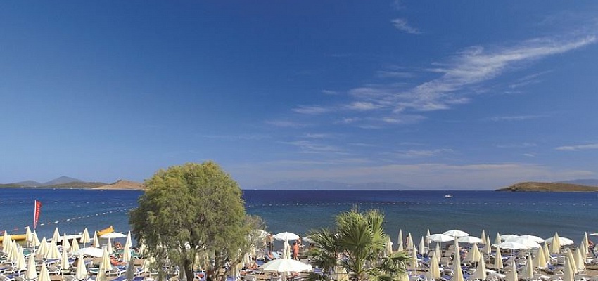 PETUNYA BEACH RESORT - Изображение 0