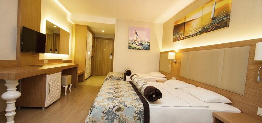 BLUE WAVE SUITE HOTEL 4* - Изображение 0