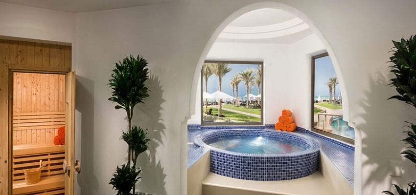 BAHI AJMAN PALACE HOTEL - Изображение 0