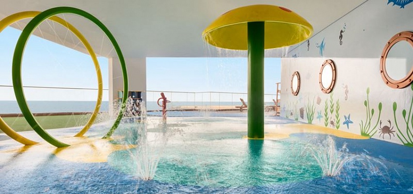 WYNDHAM GARDEN AJMAN CORNICHE - Изображение 0