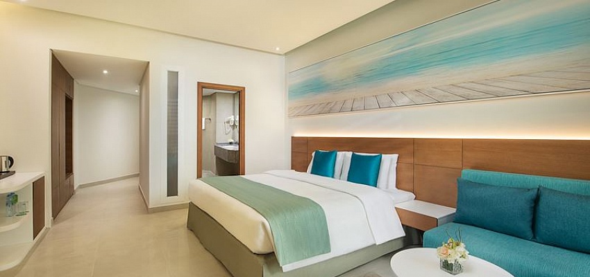 WYNDHAM GARDEN AJMAN CORNICHE - Изображение 0