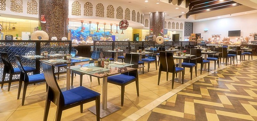 BAHI AJMAN PALACE HOTEL - Изображение 0