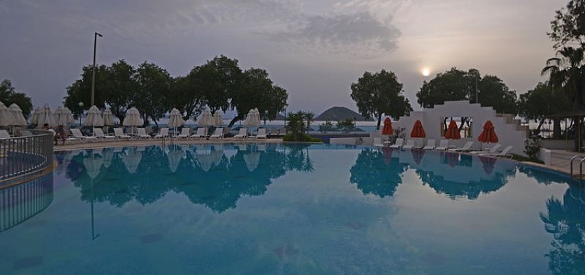 YELKEN MANDALINCI SPA & WELLNESS HOTEL - Изображение 0