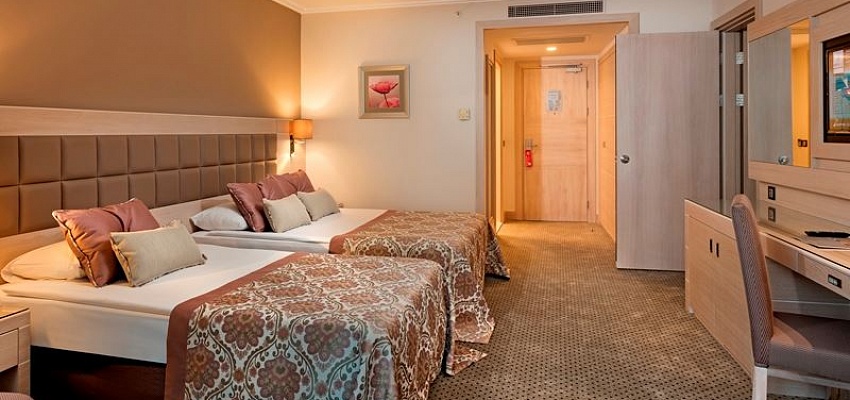 MIRACLE RESORT HOTEL - Изображение 0