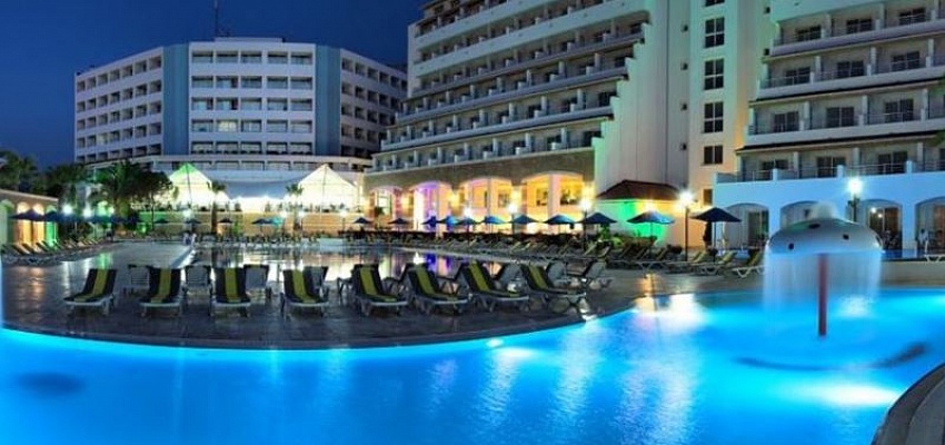 BATIHAN BEACH RESORT - Изображение 0