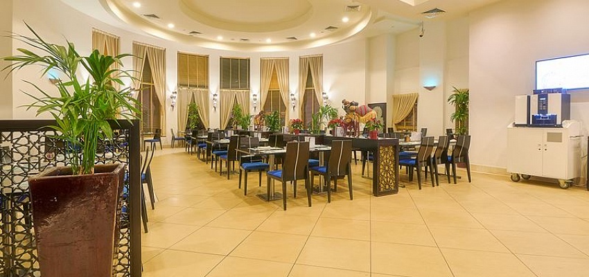 BAHI AJMAN PALACE HOTEL - Изображение 0